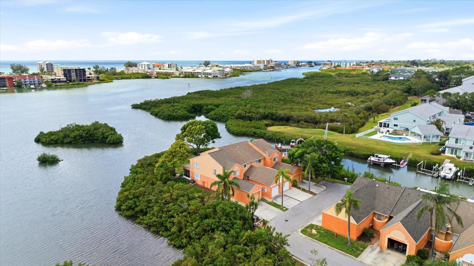 TARA CAY - Residential