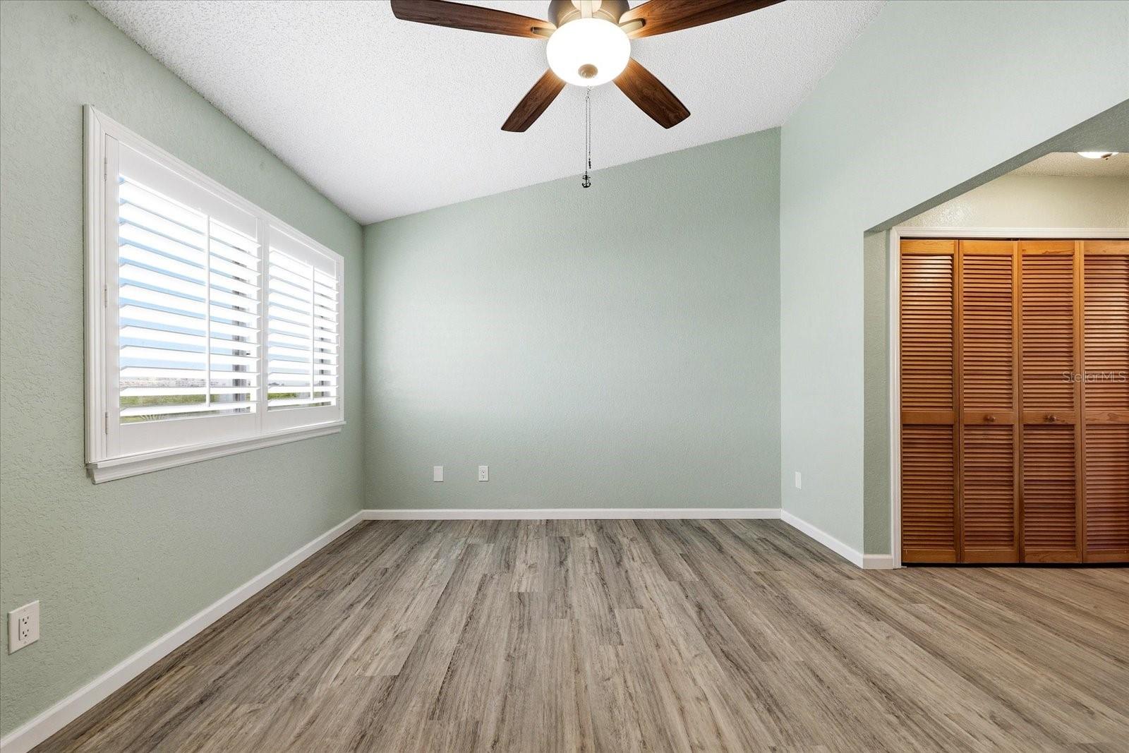 TARA CAY - Residential