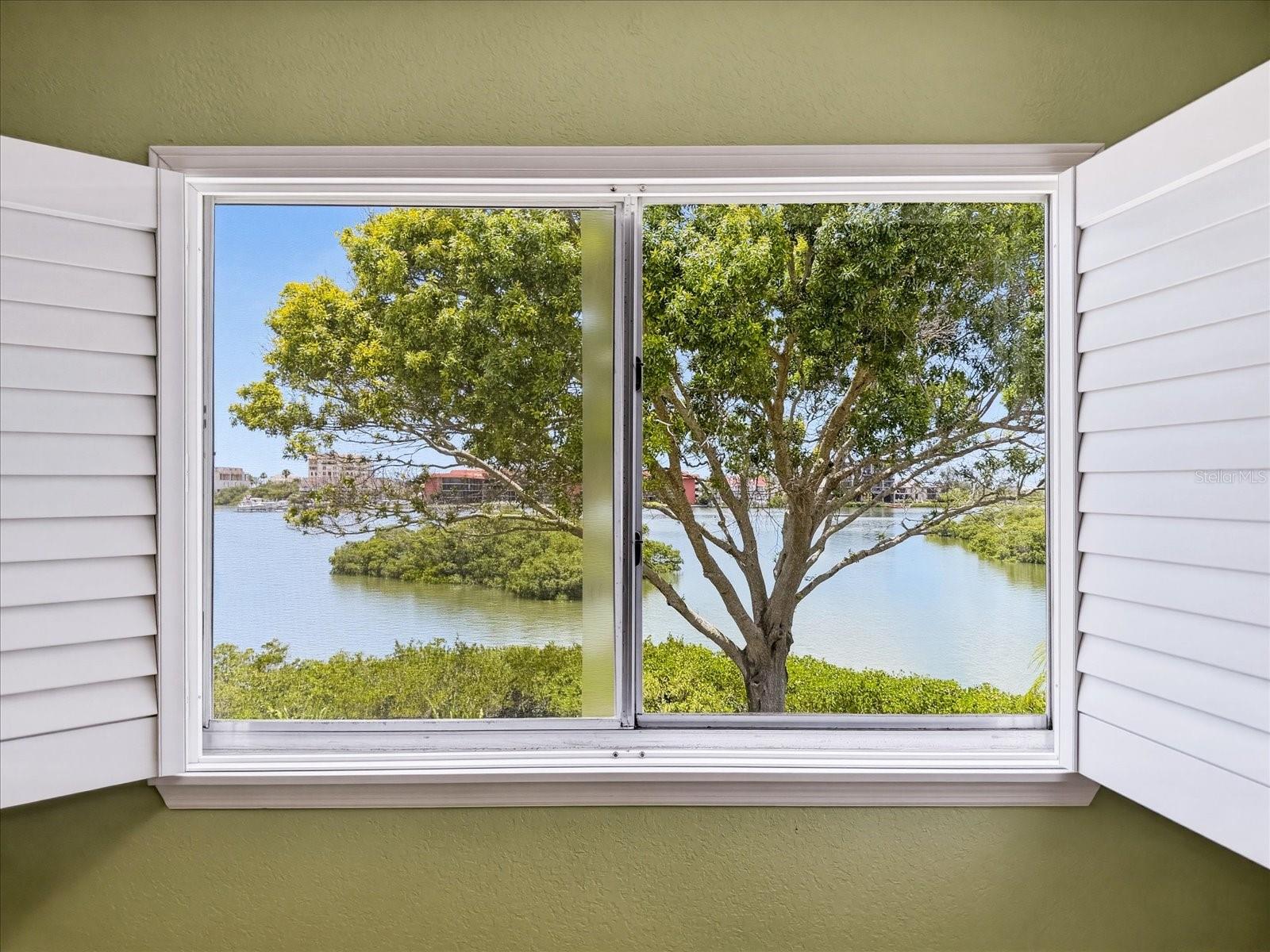 TARA CAY - Residential