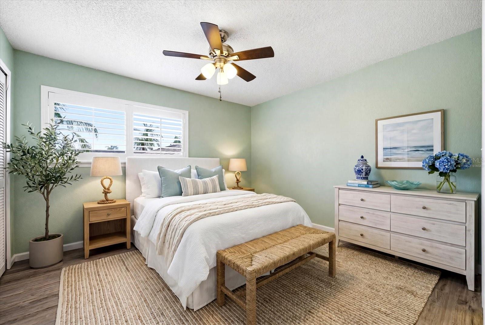 TARA CAY - Residential