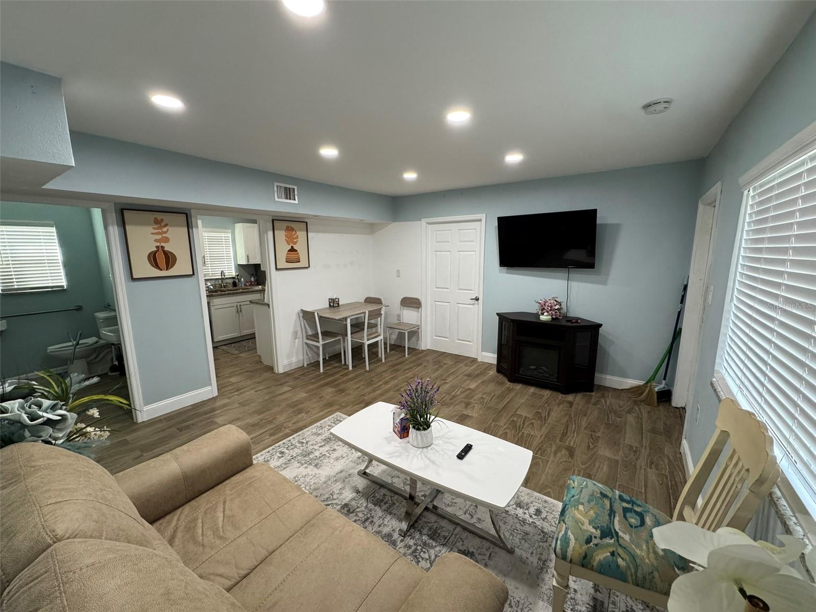 FERGUSONS W N REP 2 - Residential Lease