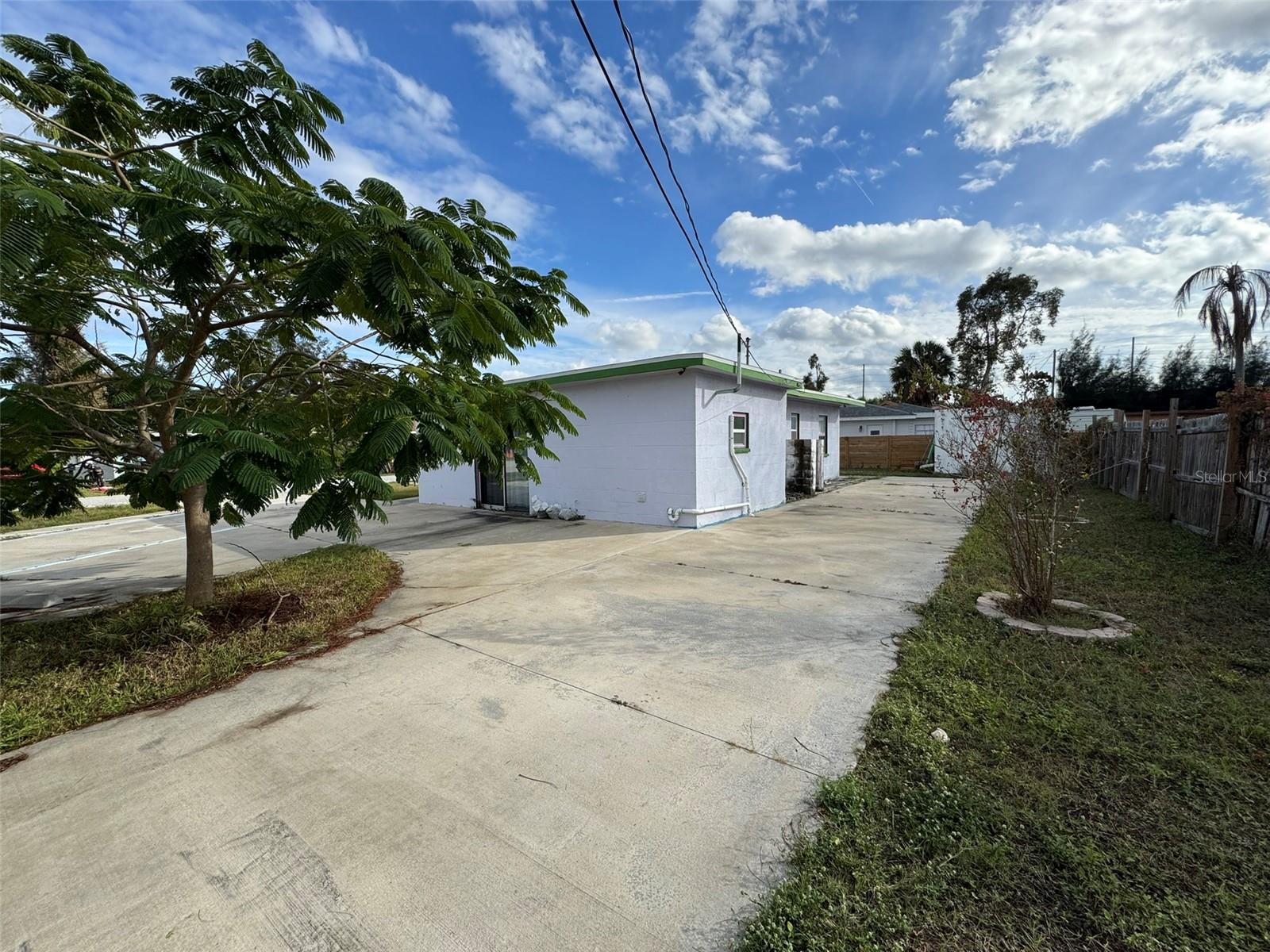 FERGUSONS W N REP 2 - Residential Lease