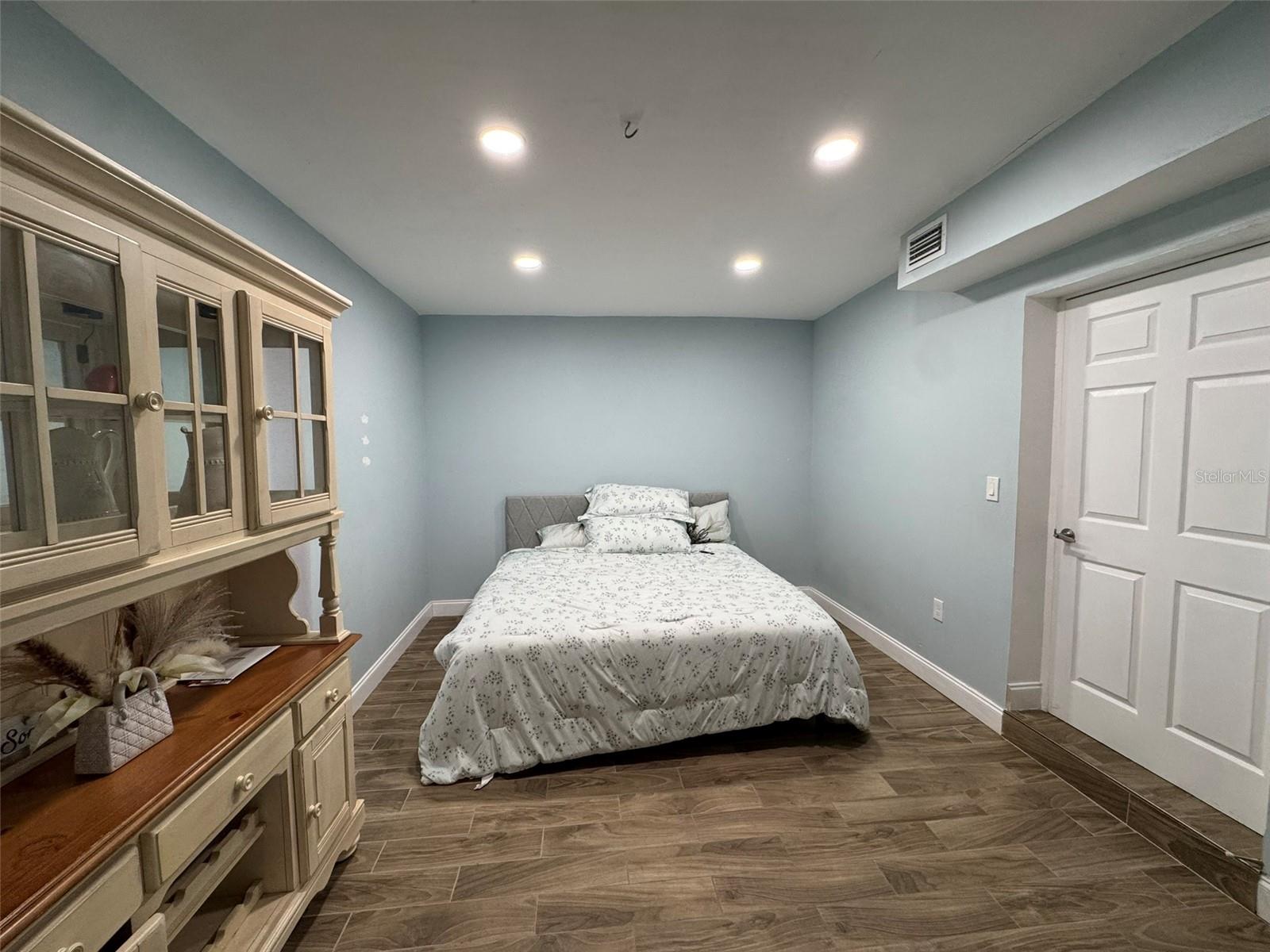 FERGUSONS W N REP 2 - Residential Lease