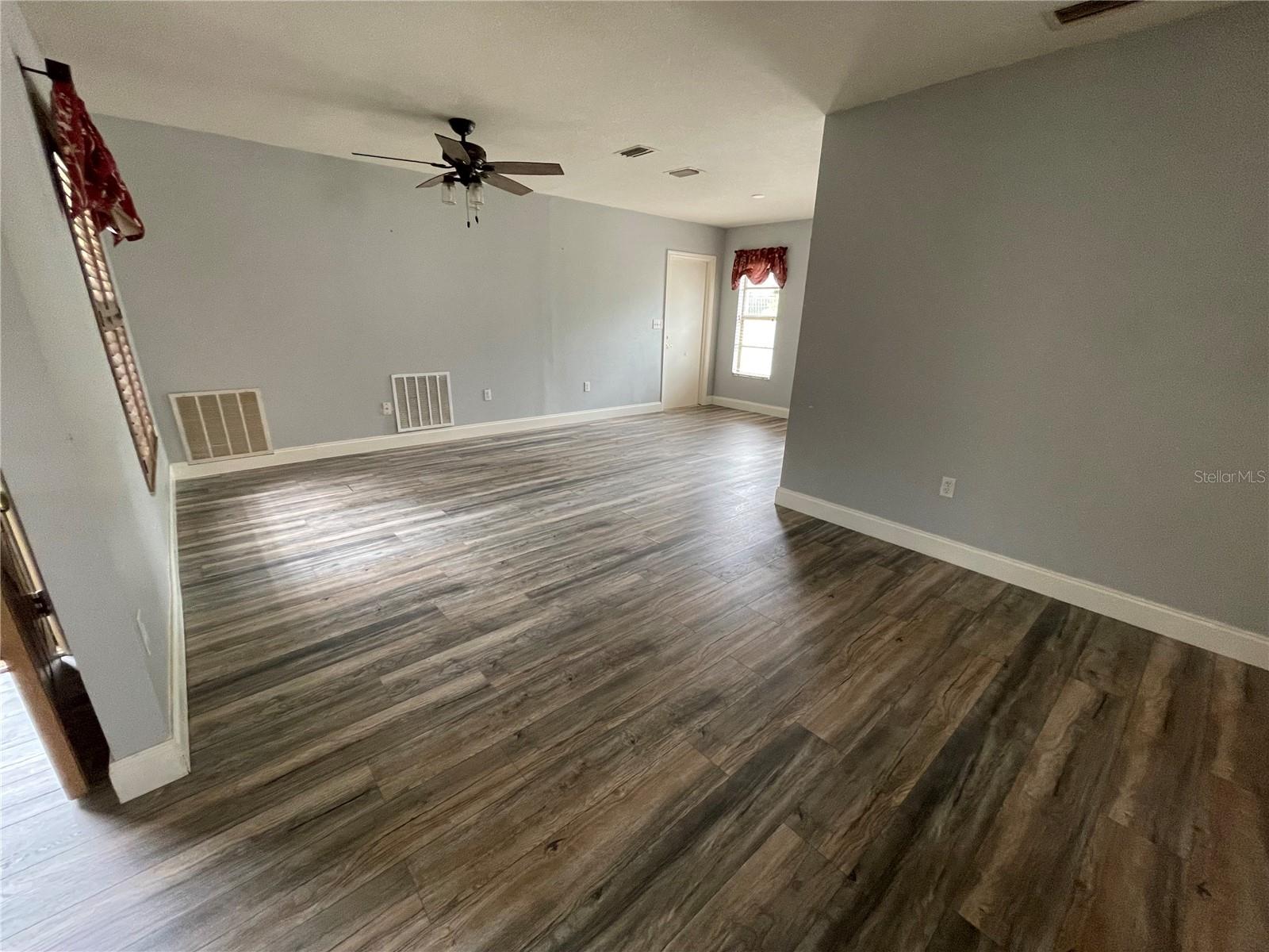 WILSHIRE ESTATES II SECOND SEC - Residential