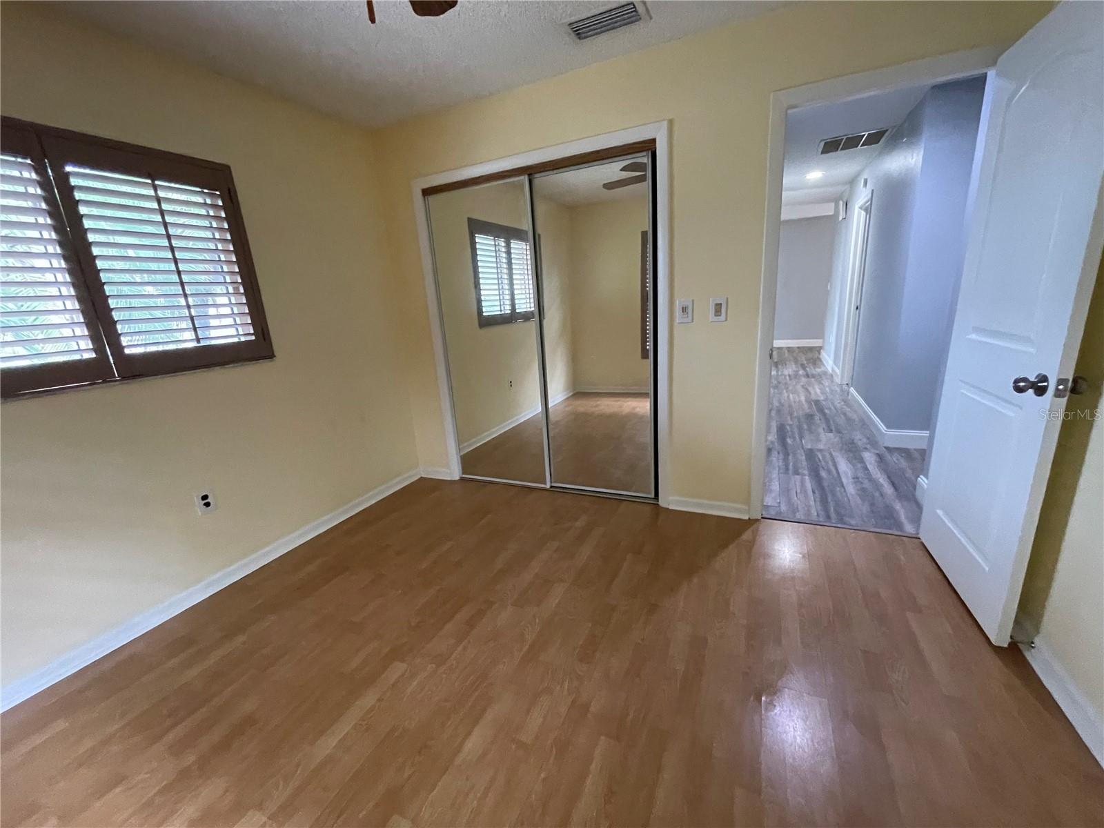 WILSHIRE ESTATES II SECOND SEC - Residential