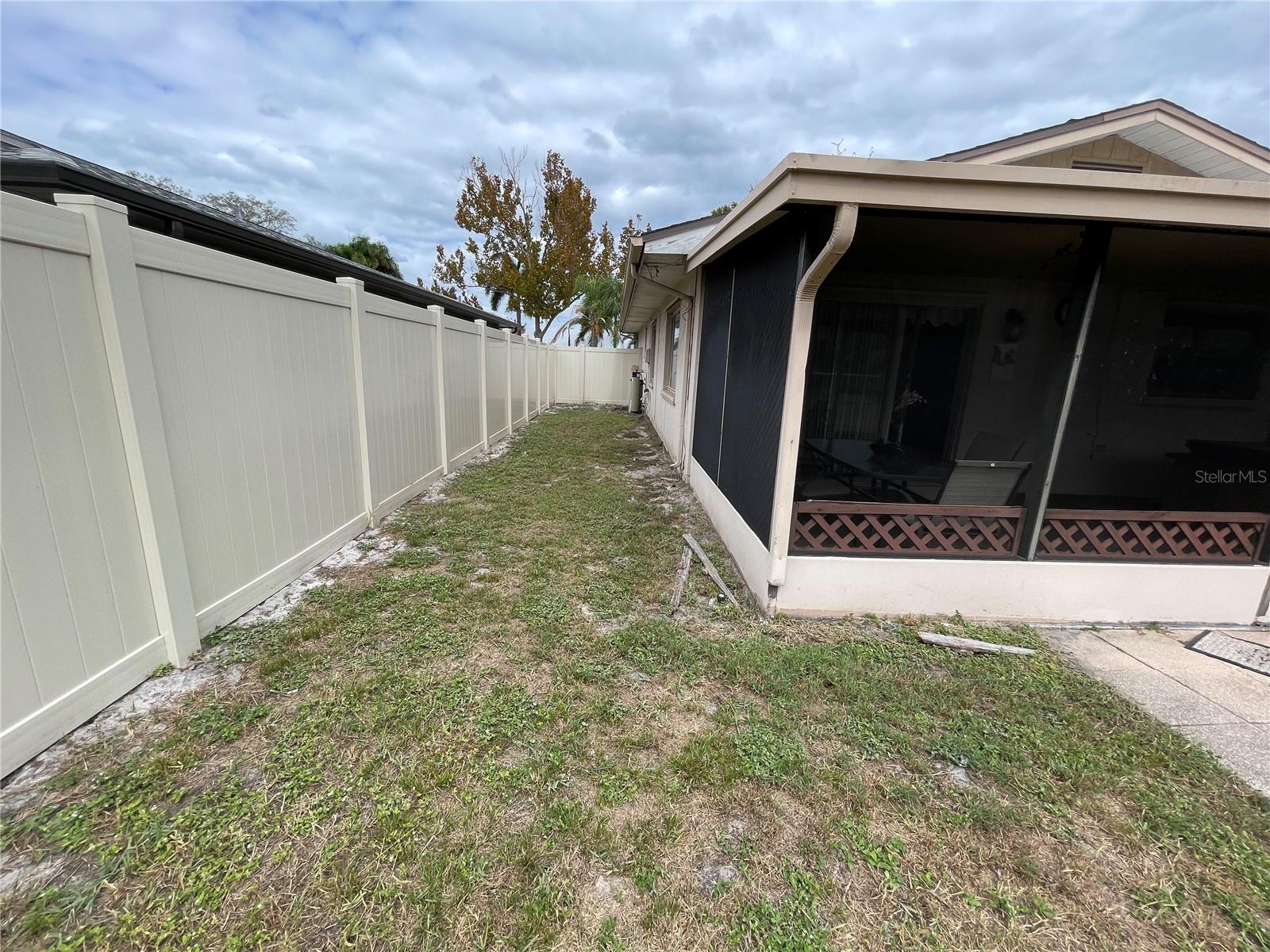 WILSHIRE ESTATES II SECOND SEC - Residential