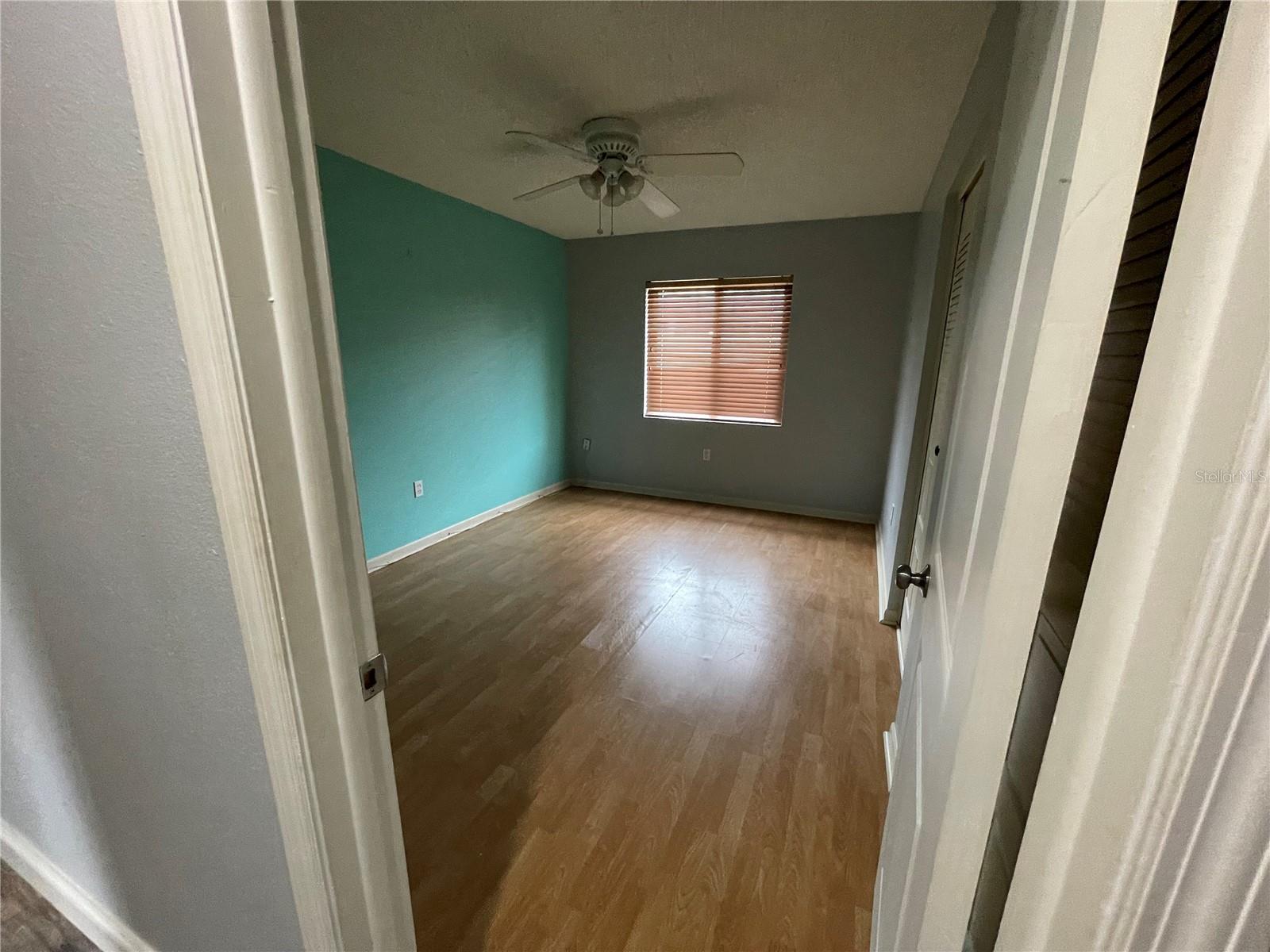 WILSHIRE ESTATES II SECOND SEC - Residential