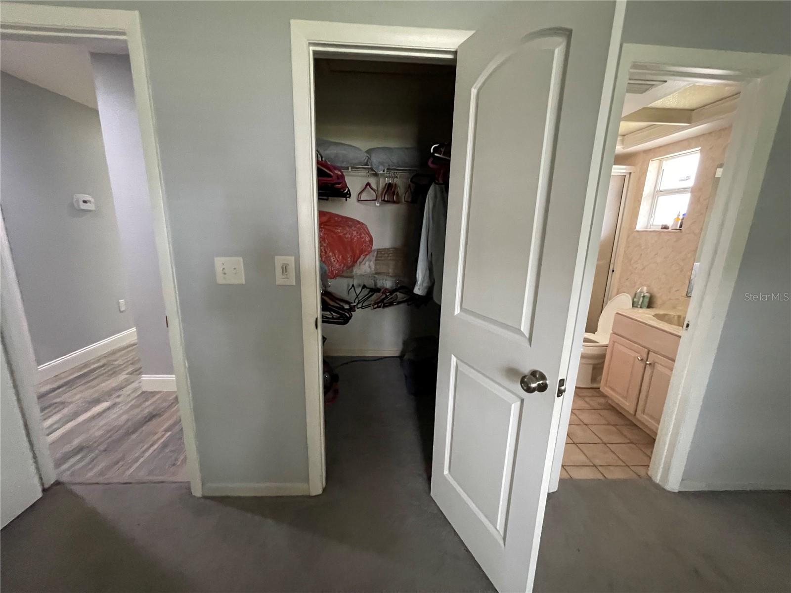 WILSHIRE ESTATES II SECOND SEC - Residential