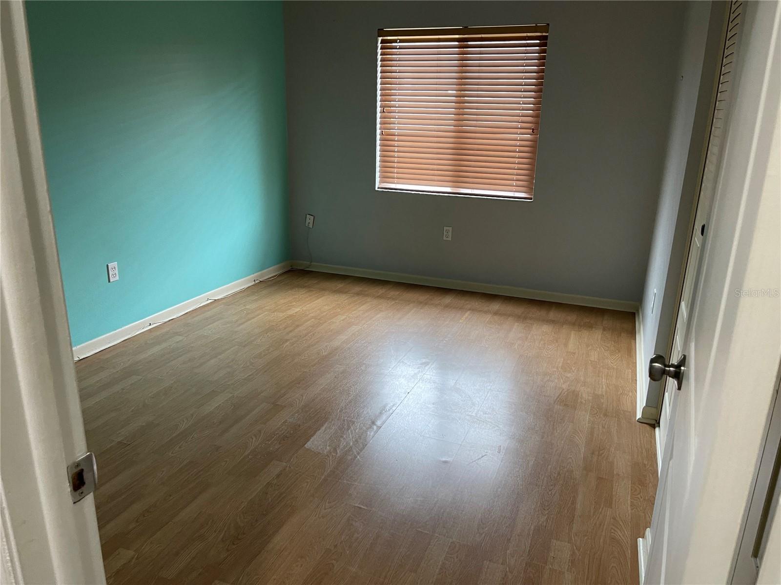 WILSHIRE ESTATES II SECOND SEC - Residential