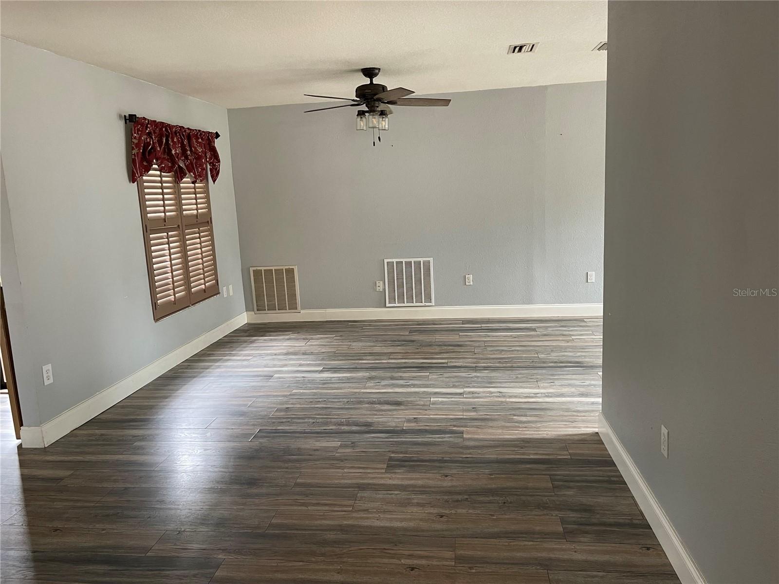 WILSHIRE ESTATES II SECOND SEC - Residential