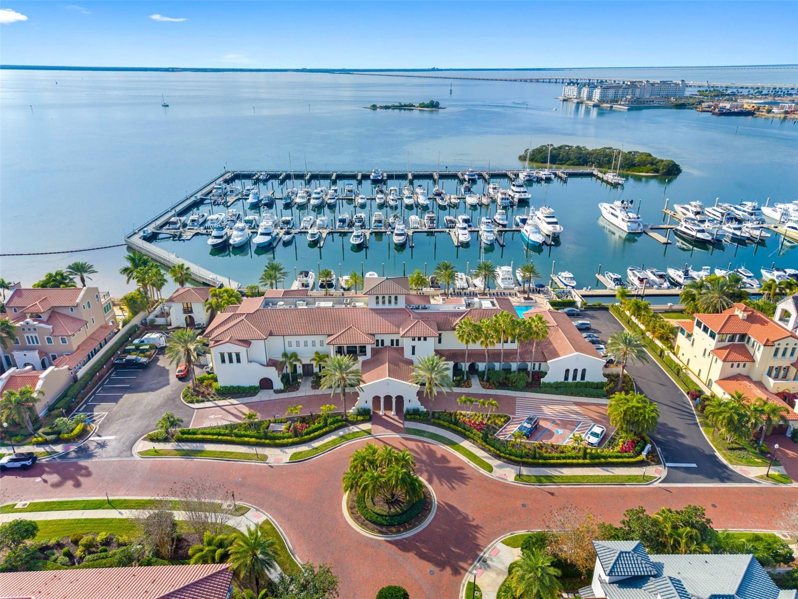 WESTSHORE YACHT CLUB TWNHMS - Residential