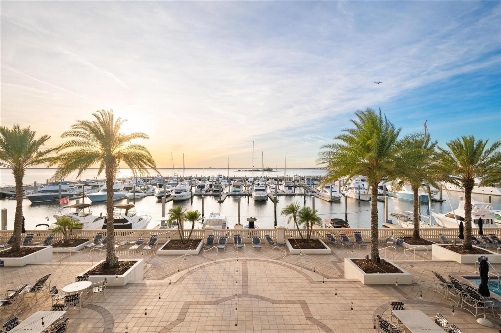 WESTSHORE YACHT CLUB TWNHMS - Residential
