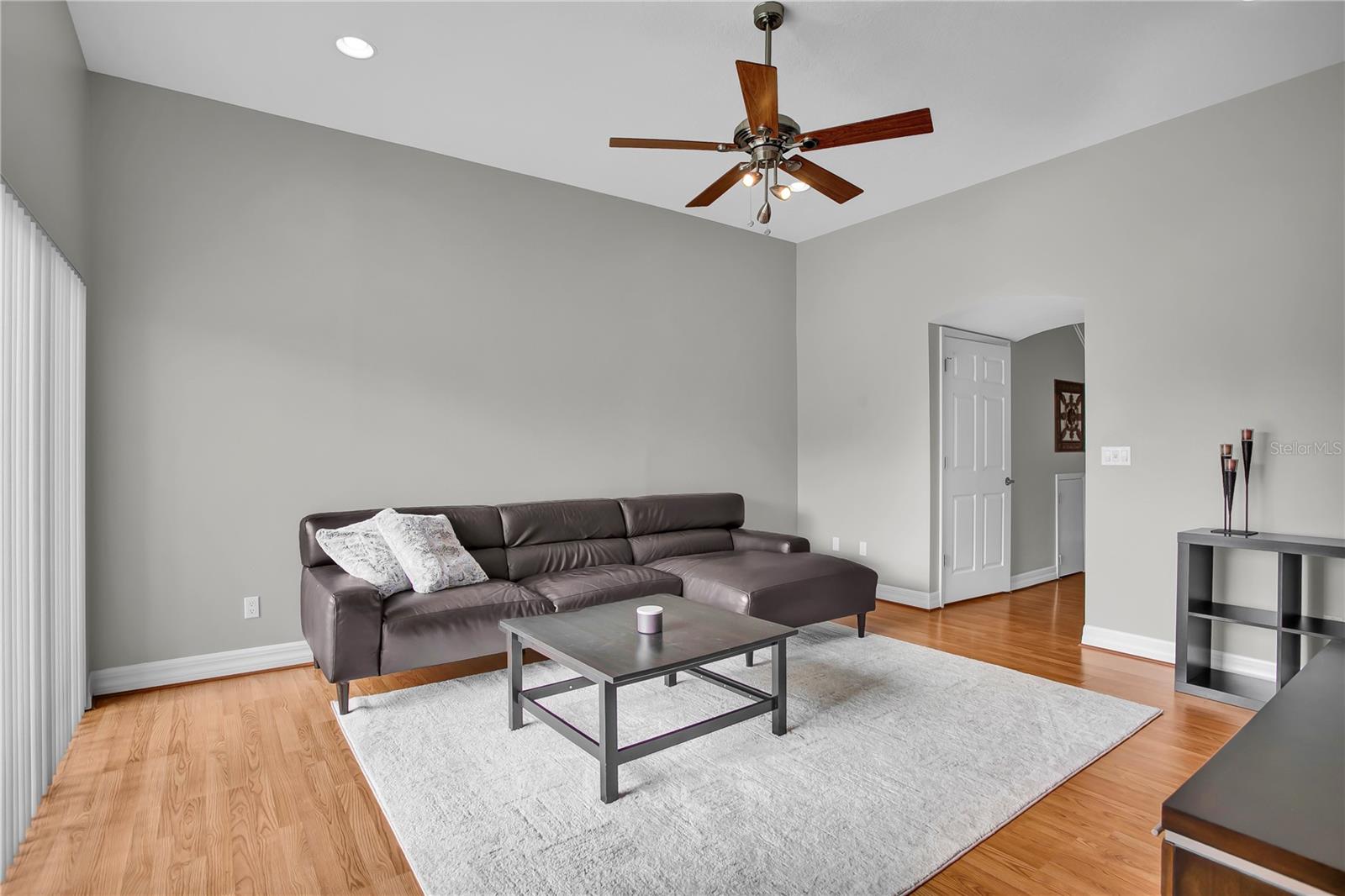 EAGLES CROSSING AT FEATHER SOUND - Residential