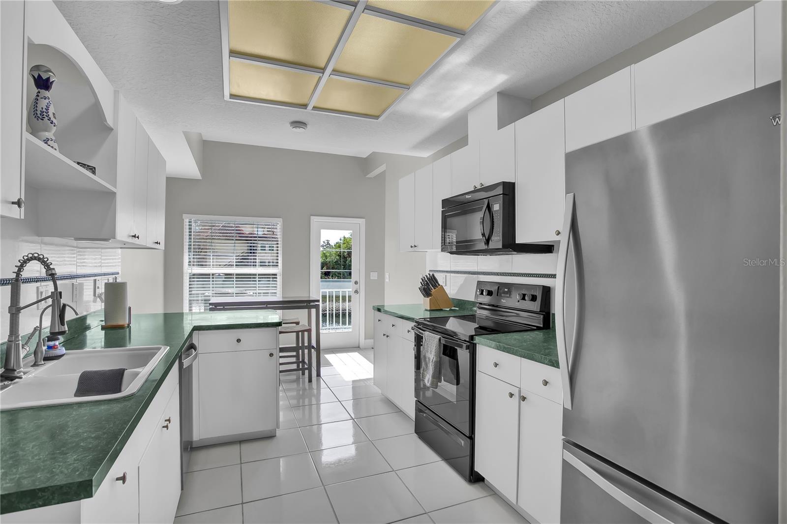 EAGLES CROSSING AT FEATHER SOUND - Residential