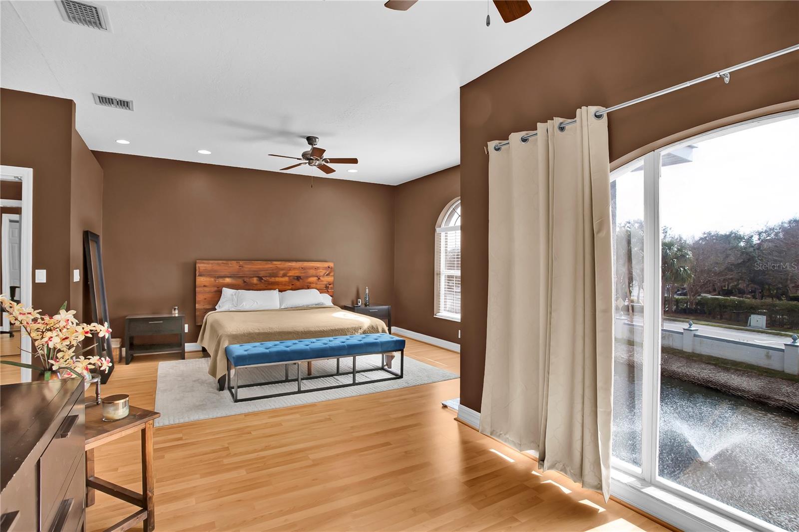 EAGLES CROSSING AT FEATHER SOUND - Residential