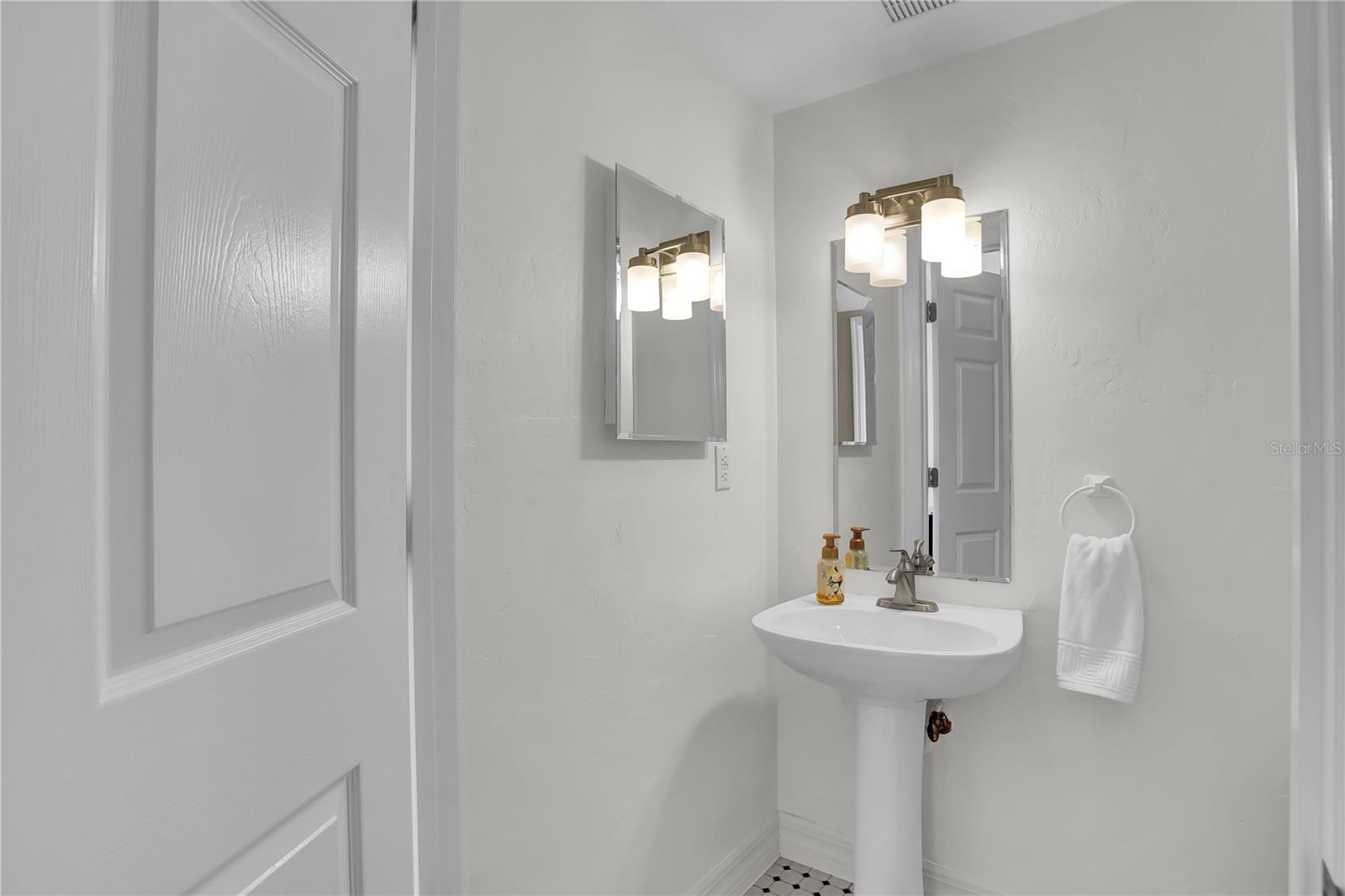 EAGLES CROSSING AT FEATHER SOUND - Residential