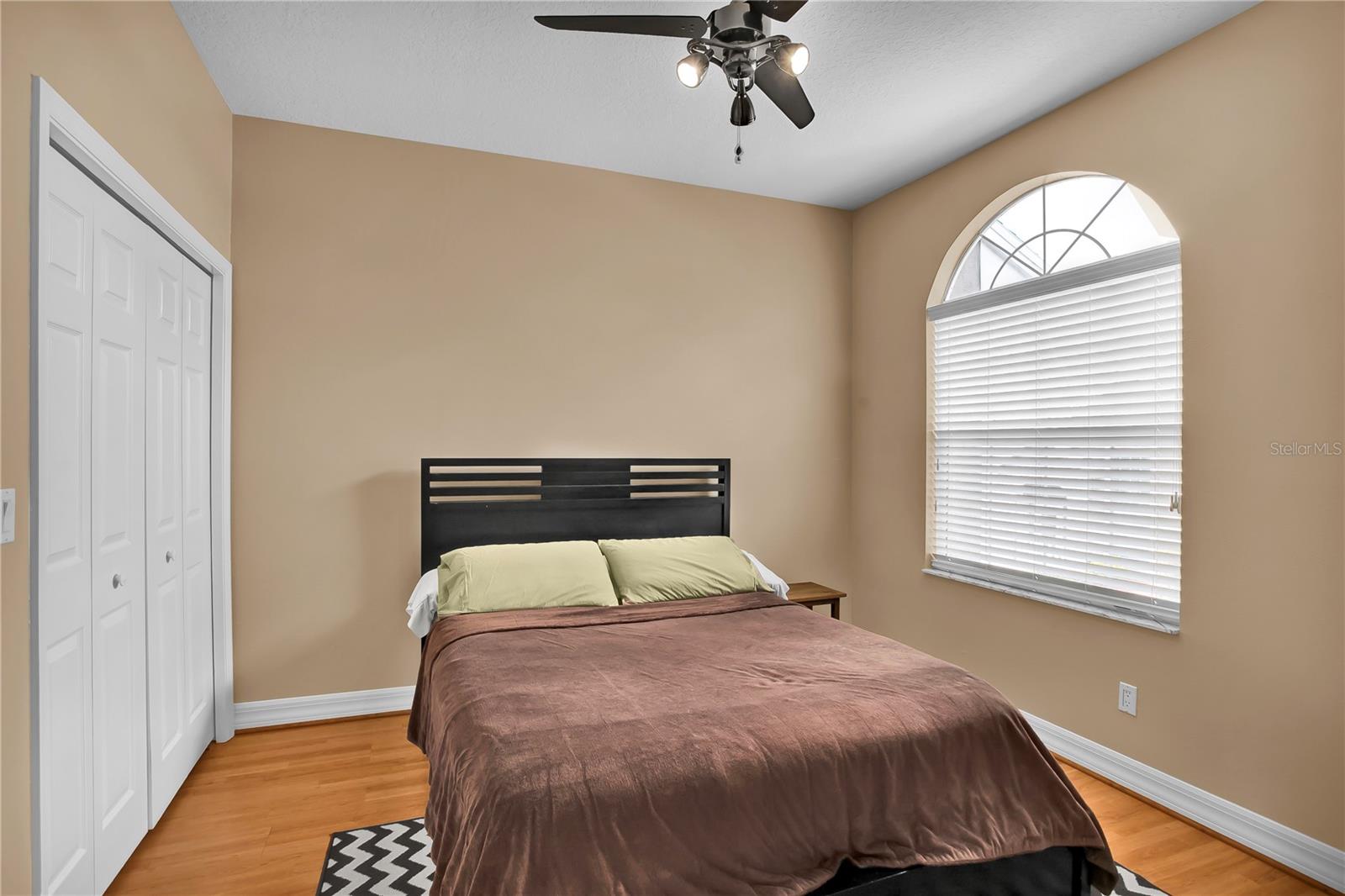 EAGLES CROSSING AT FEATHER SOUND - Residential