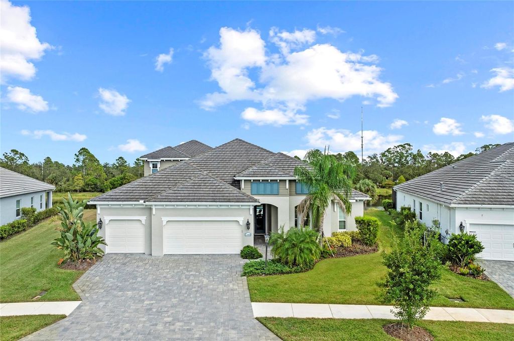 Photo of 12444 Destin Loop, Venice, FL 34293 (MLS # N6141104)