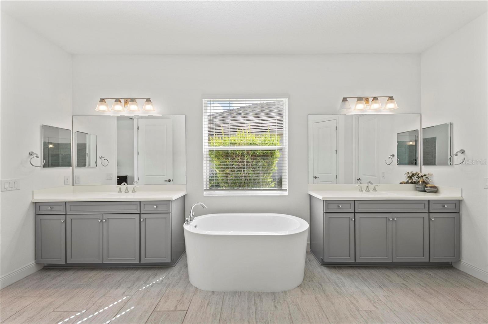 GRAND PALM PH 2C - Residential