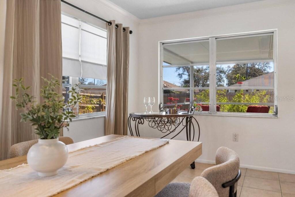 SOUTH VENICE - Residential