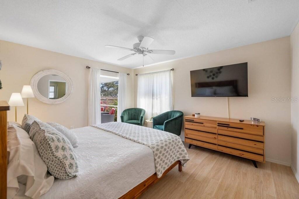 SOUTH VENICE - Residential