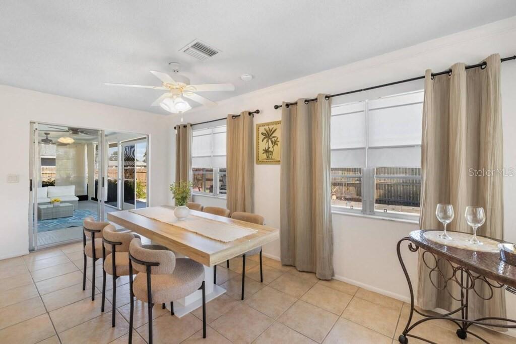 SOUTH VENICE - Residential