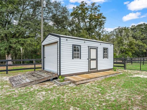 Tiny photo for 6570 SE 175th Court, Morriston, FL 32668 (MLS # G5106090)