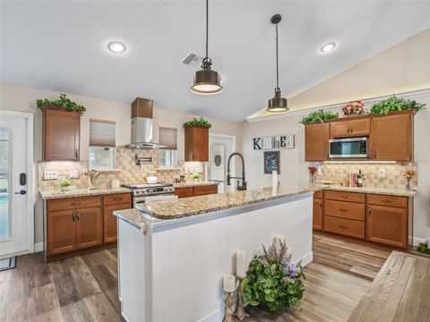 Tiny photo for 6570 SE 175th Court, Morriston, FL 32668 (MLS # G5106090)