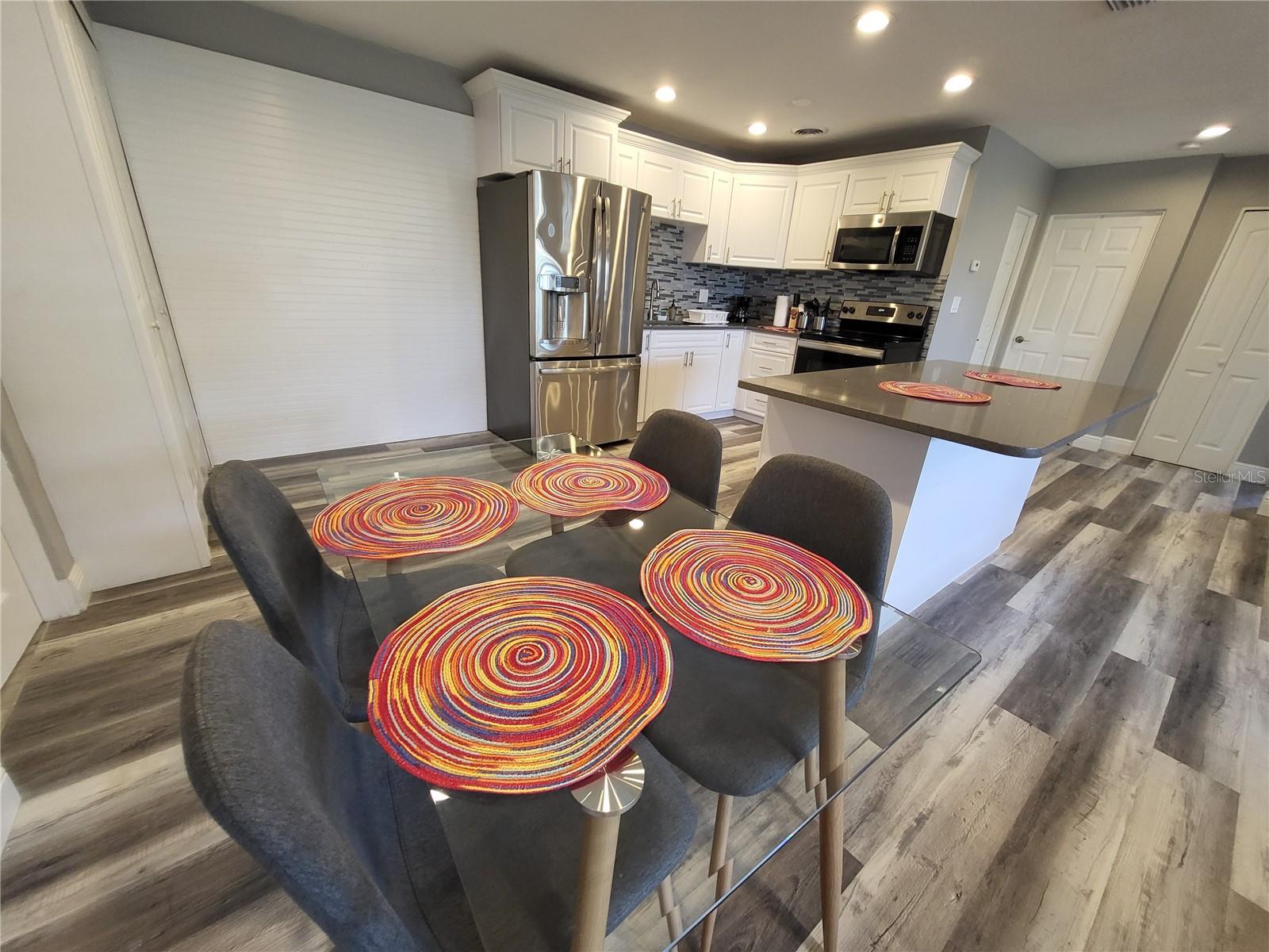 BLOSSOM LAKE VILLAGE SEC 3 - Residential Lease