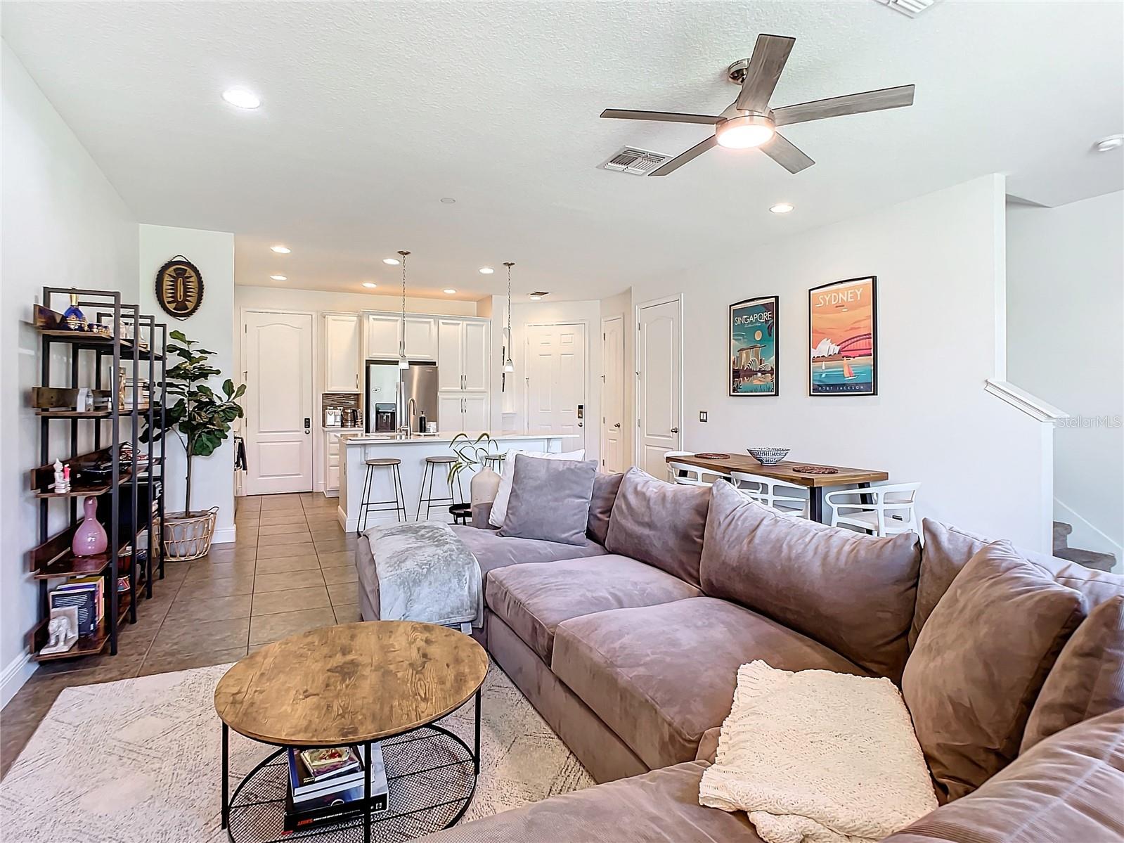 EAGLE CRK VILLAGE L PH 2 - Residential Lease