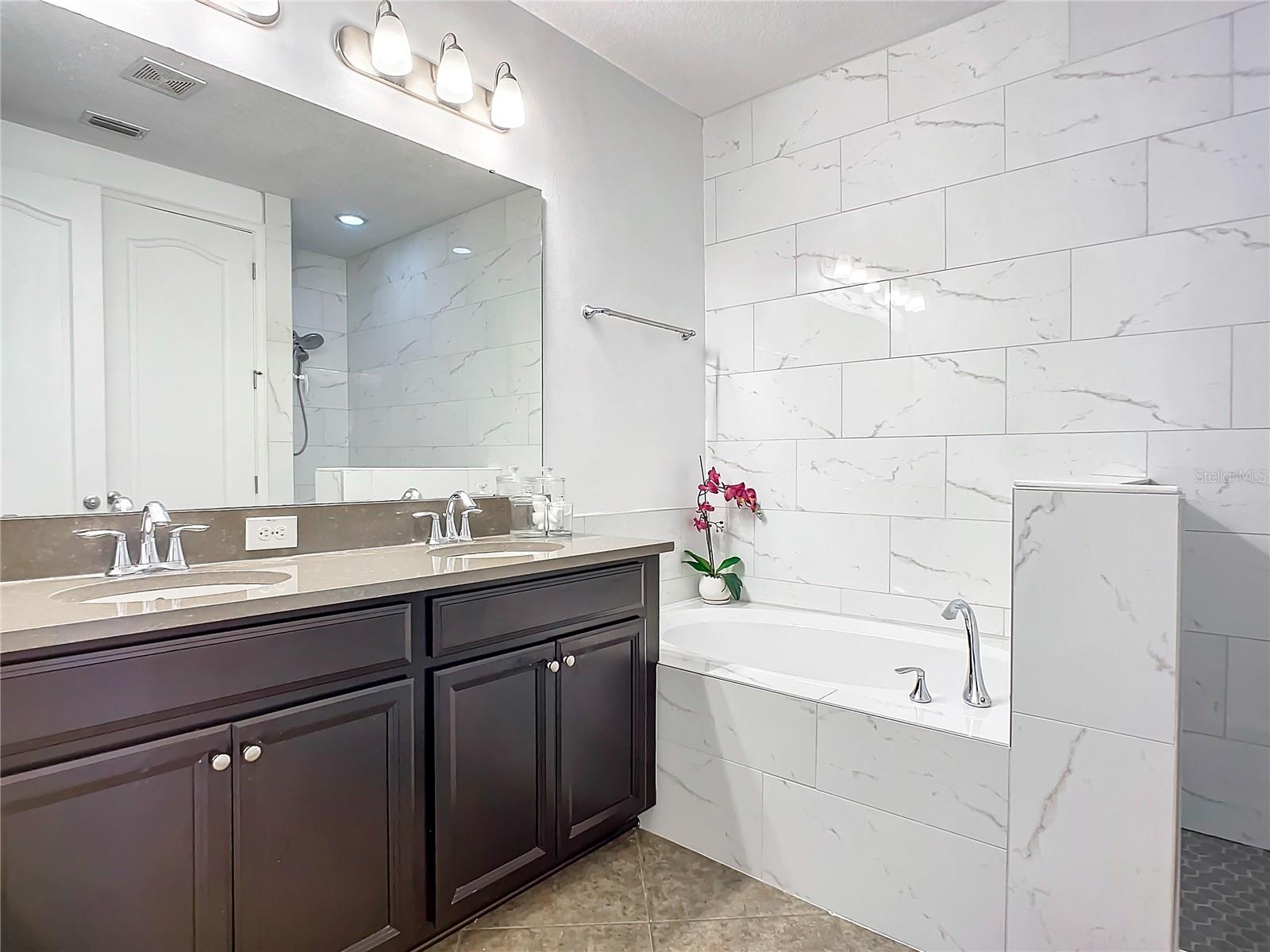 EAGLE CRK VILLAGE L PH 2 - Residential Lease