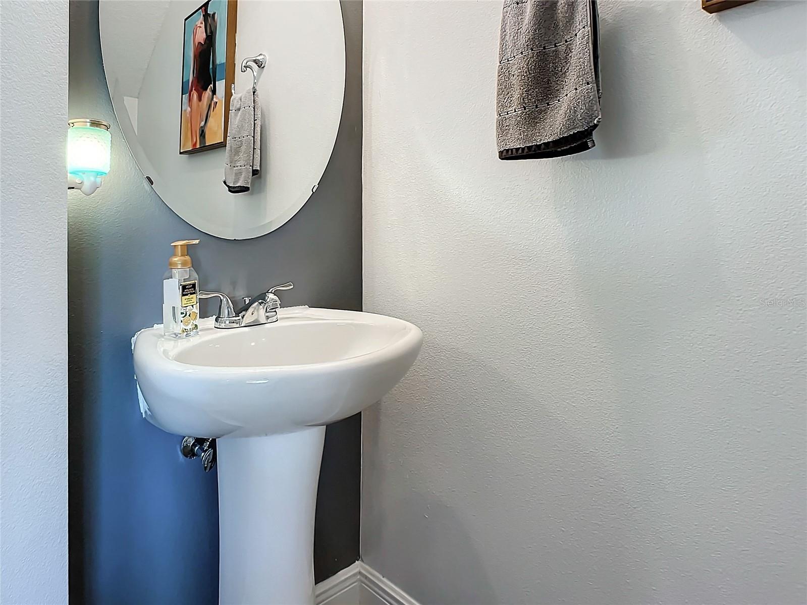 EAGLE CRK VILLAGE L PH 2 - Residential Lease