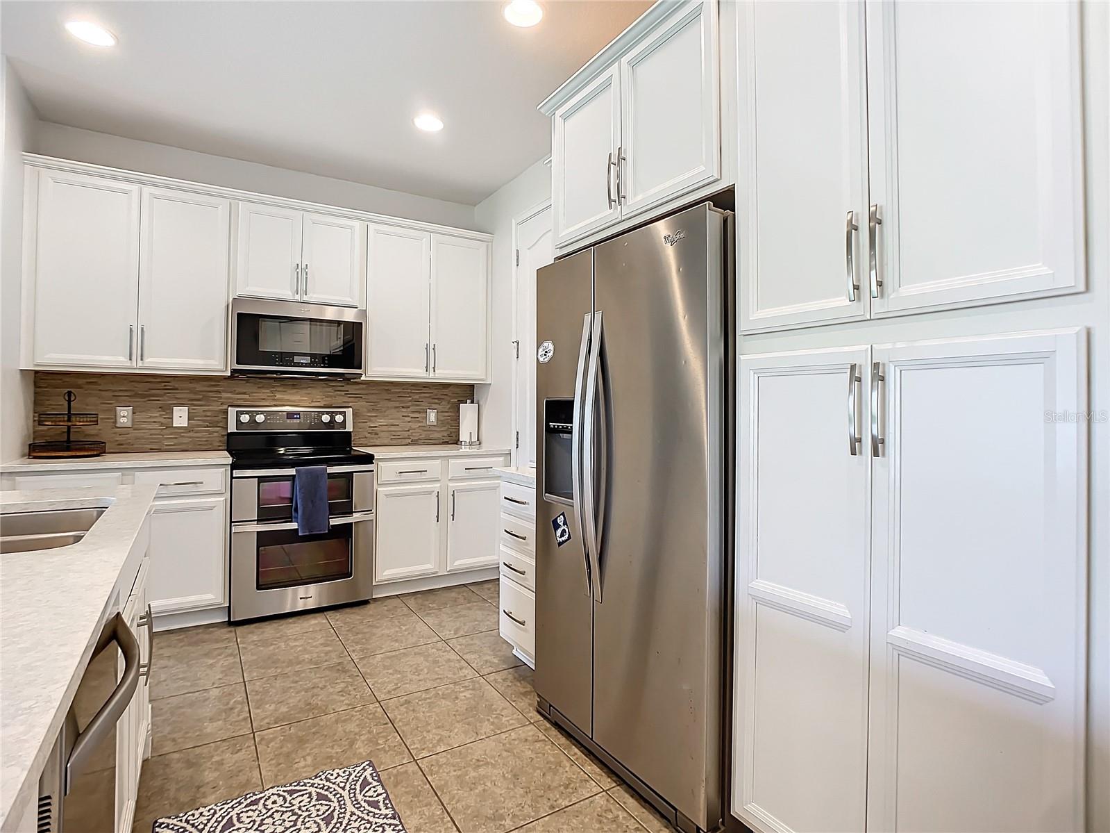 EAGLE CRK VILLAGE L PH 2 - Residential Lease