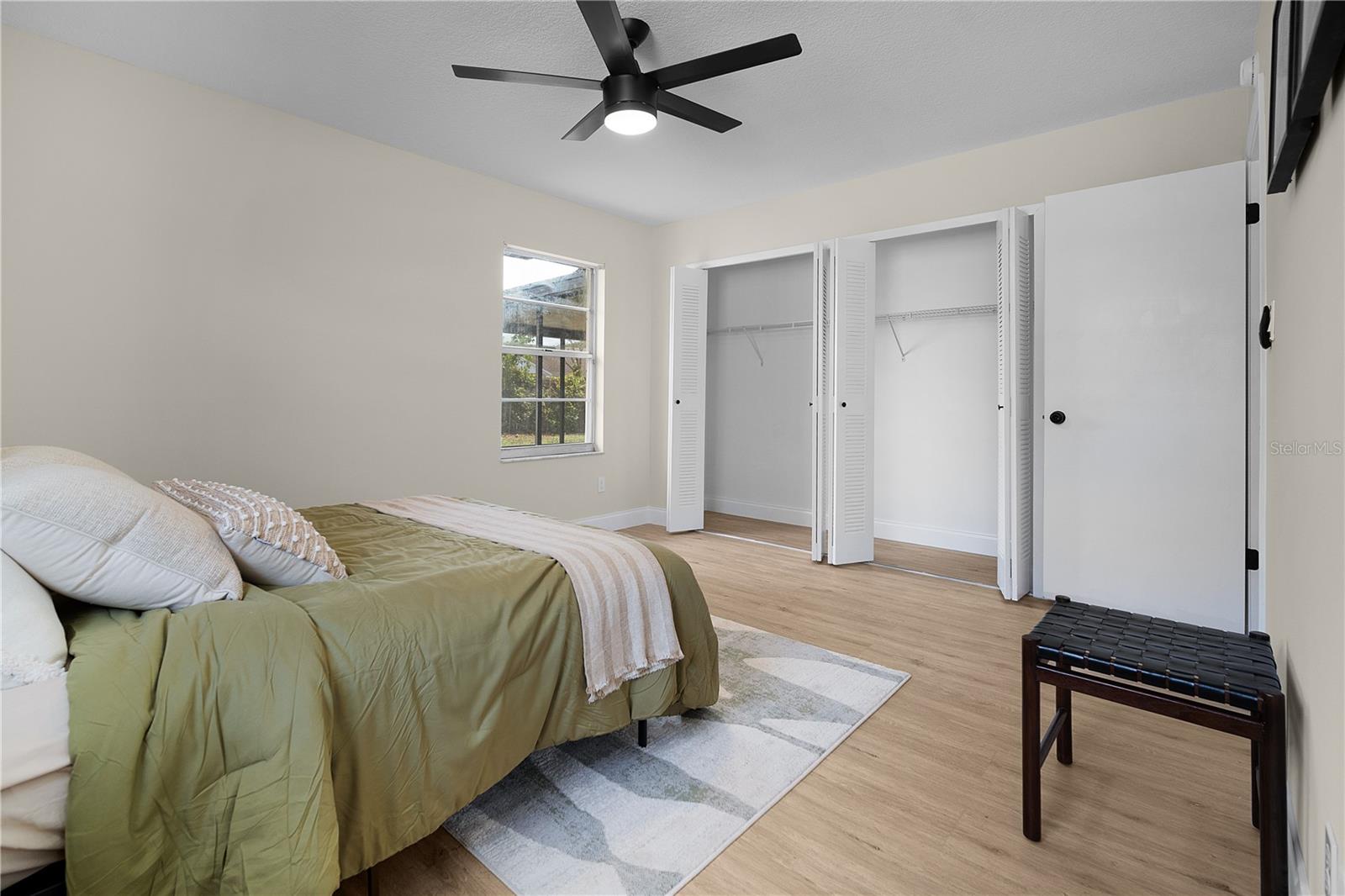 SOUTH POINTE - Residential