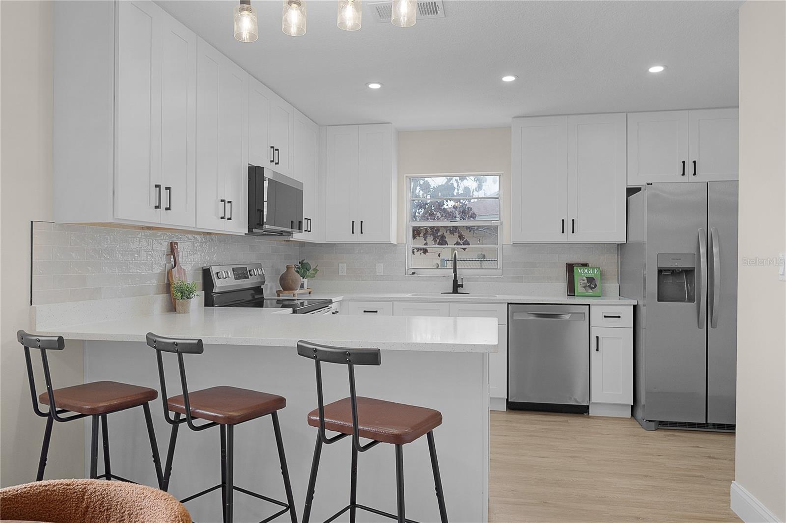 SOUTH POINTE - Residential
