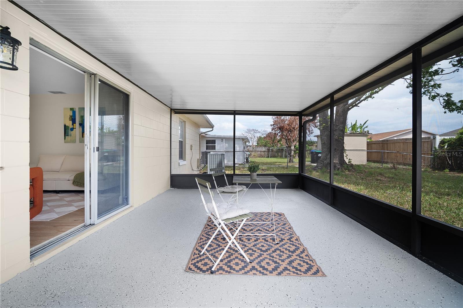 SOUTH POINTE - Residential