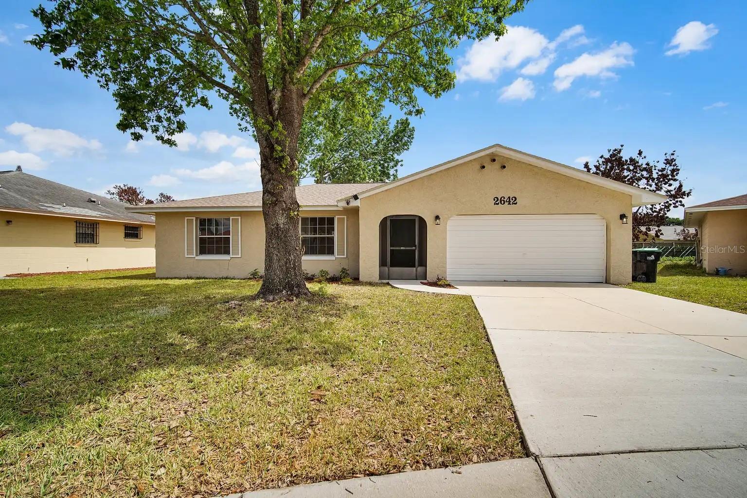 SOUTH POINTE - Residential