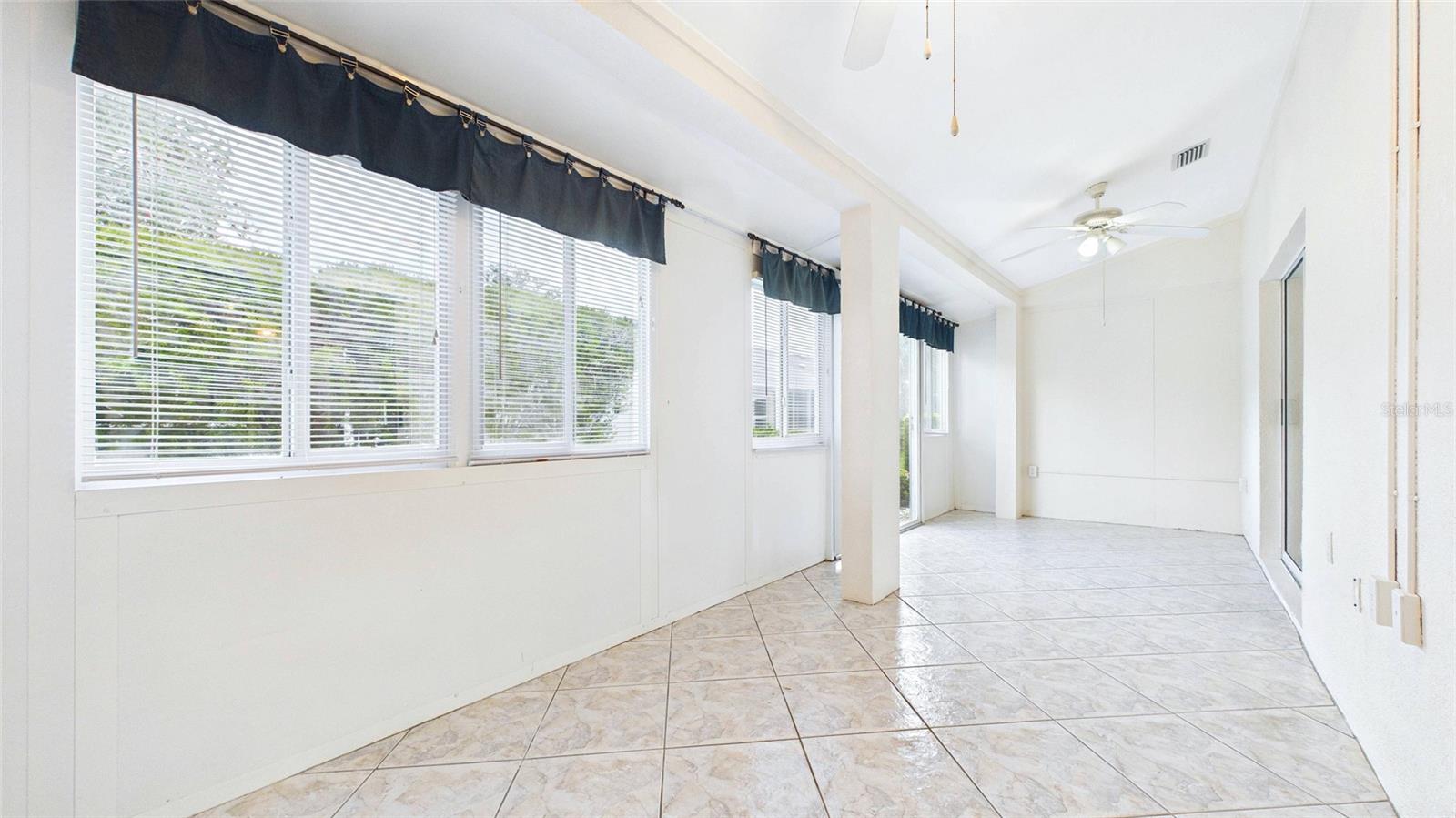 SUN CITY CENTER UNIT 154 - Residential