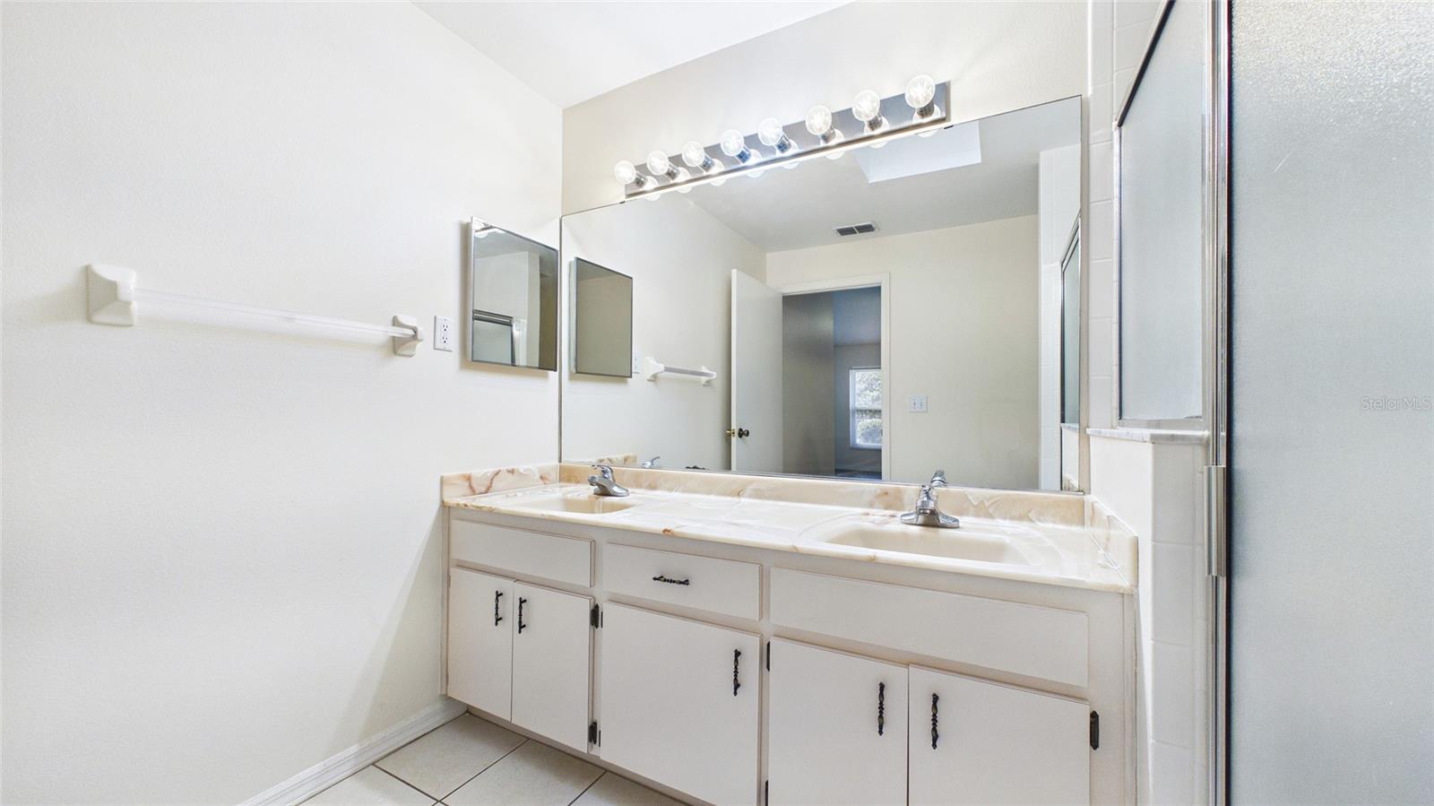 SUN CITY CENTER UNIT 154 - Residential