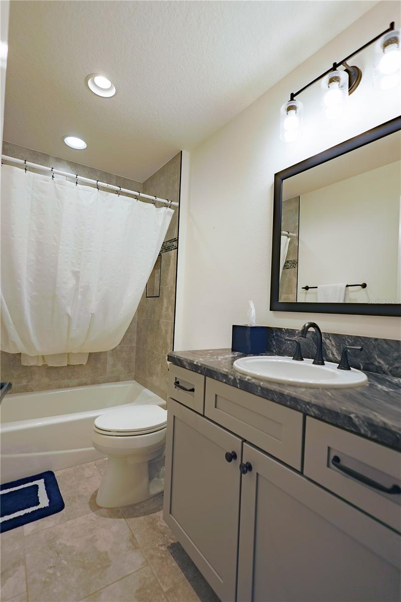 VILLAGES/SOUTHERN OAKS UN #125 - Residential