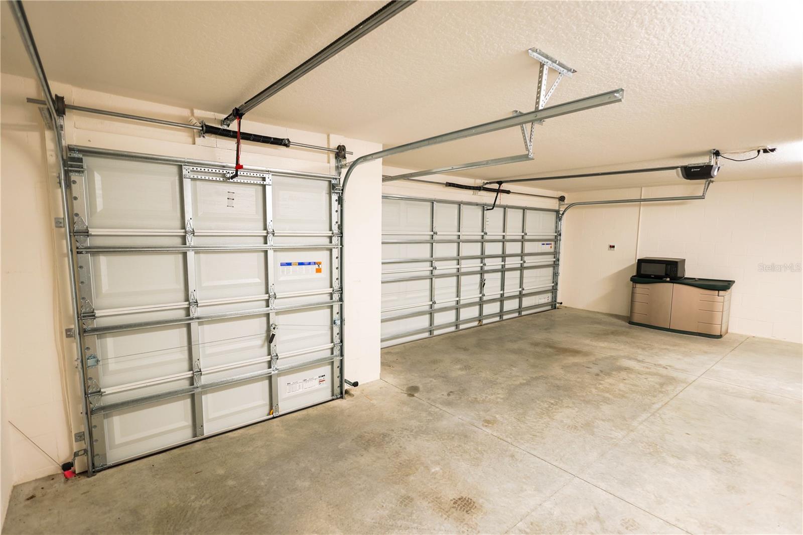 VILLAGES/SOUTHERN OAKS UN #125 - Residential