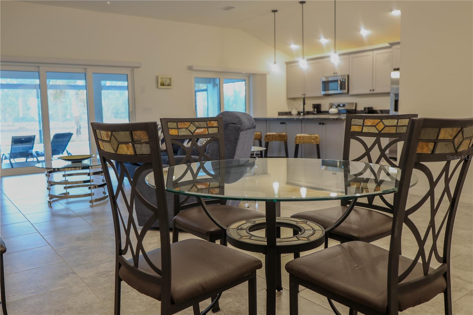 VILLAGES/SOUTHERN OAKS UN #125 - Residential