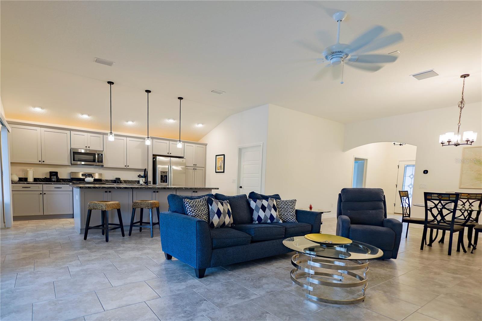 VILLAGES/SOUTHERN OAKS UN #125 - Residential