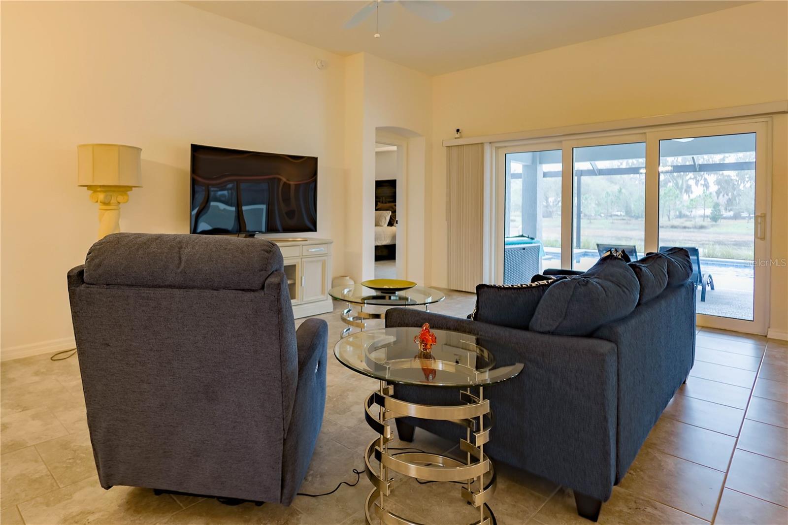 VILLAGES/SOUTHERN OAKS UN #125 - Residential