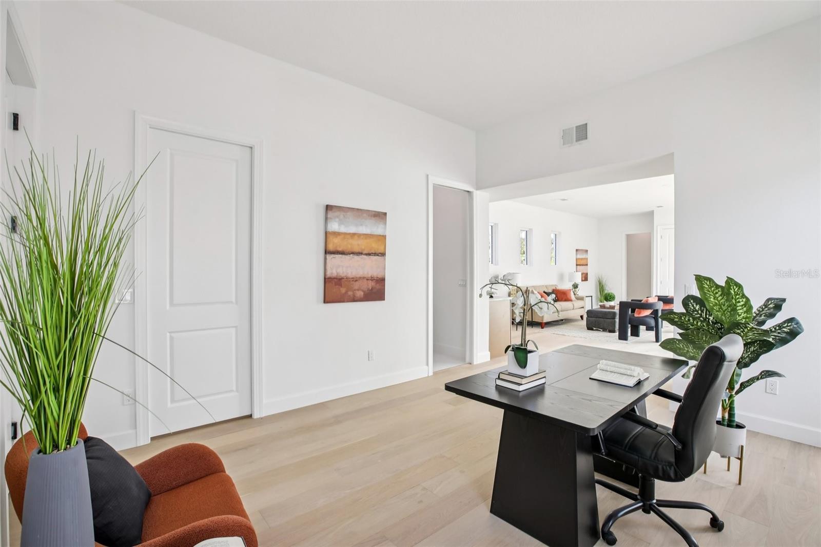 SNELL ISLE SHORES - Residential