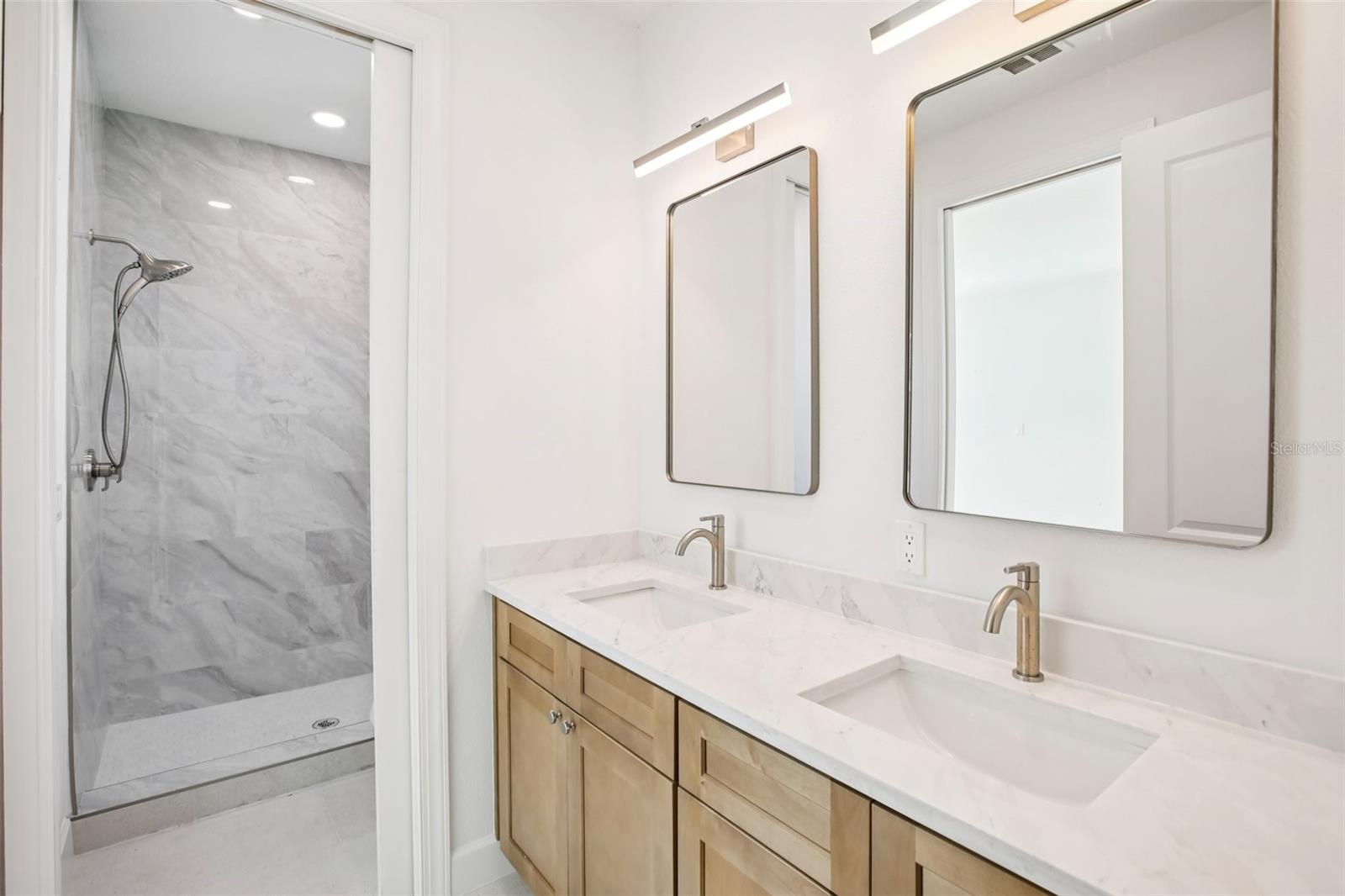 SNELL ISLE SHORES - Residential