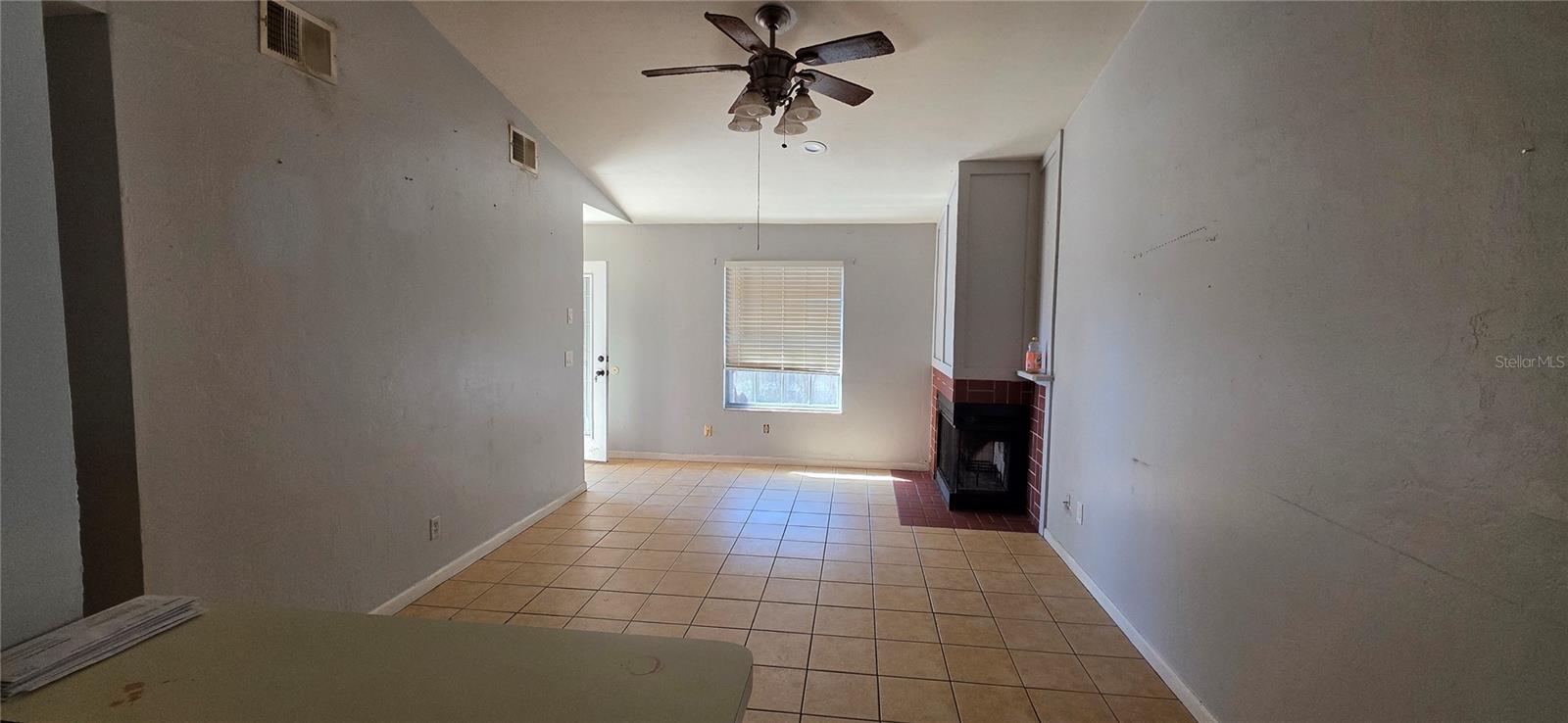 FOX HOLLOW - Residential