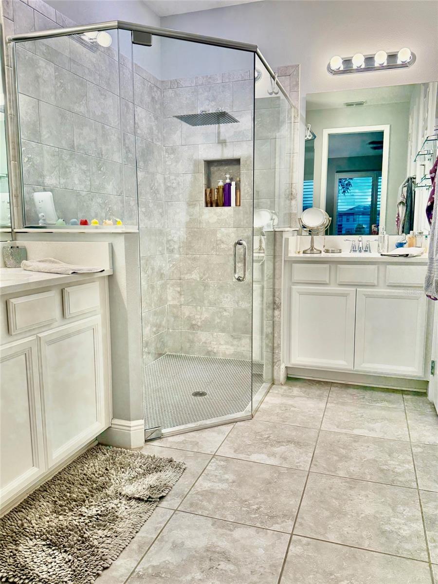 MEADOWS AT HAWKS CREST - Residential