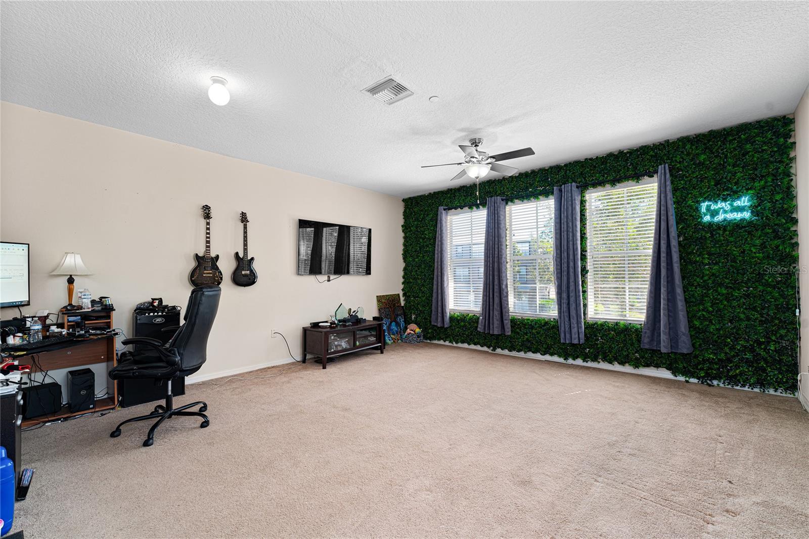 LAKE BRANDON PRCL 113 - Residential