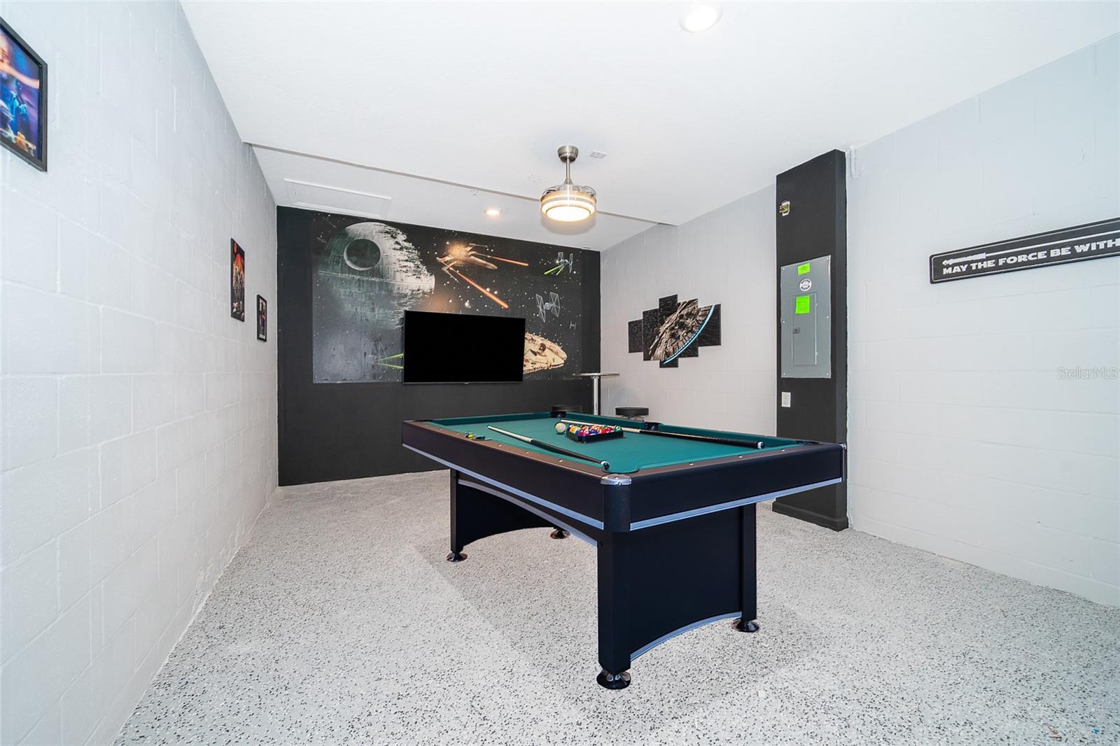 CHAMPIONSGATE CONDO 4 PH 24 - Residential Lease